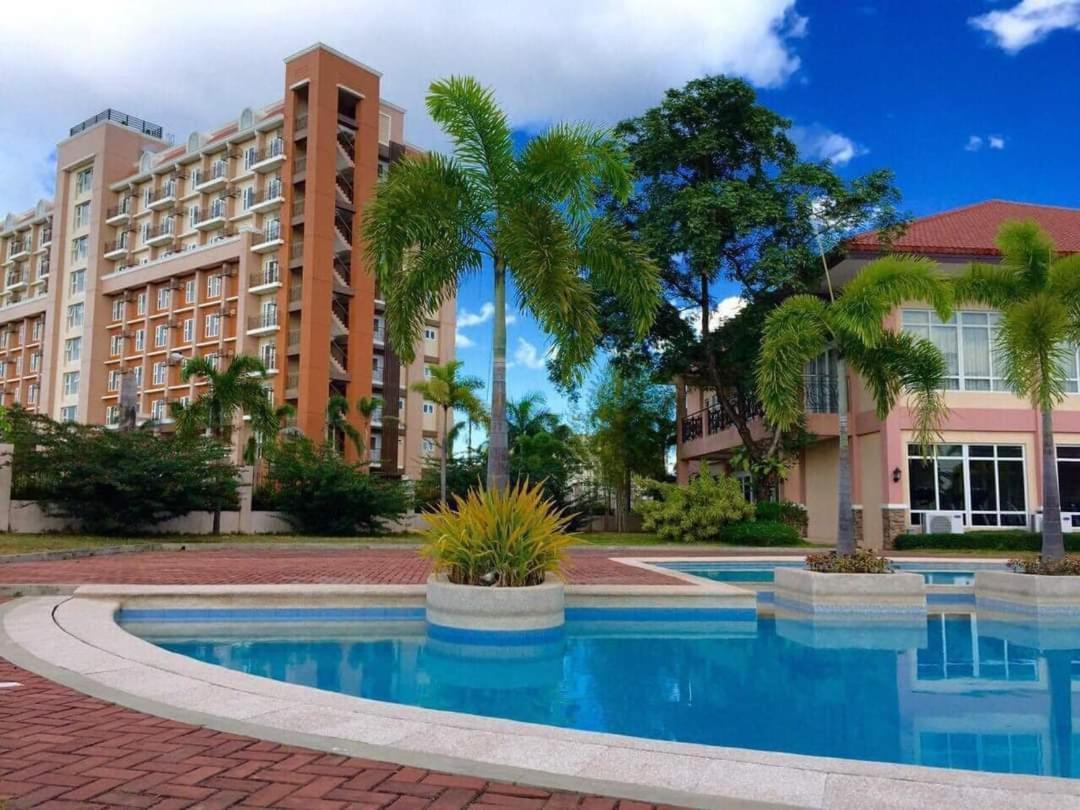Sotogrande Neopolitan Hotel Quezon City Exterior foto